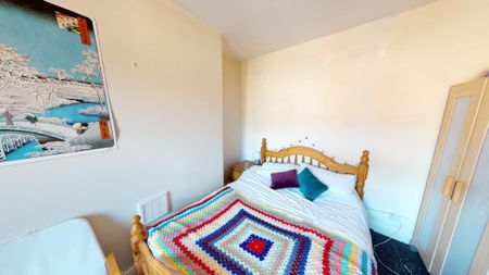 Pearson Grove, Hyde Park - Photo 3