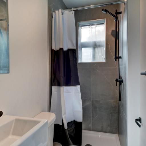 Loft entièrement meublé à louer Limoilou décembre 2025 - Photo 1