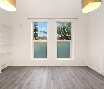 Kilburn High Road - Photo 2