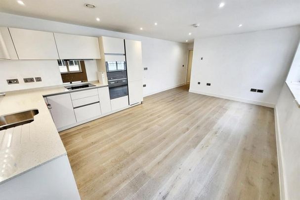 1 bedroom flat to rent - Photo 1