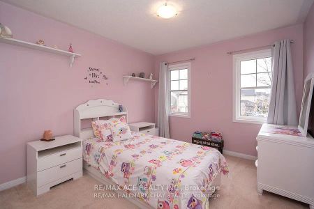Detached Home For Lease | N9257461 - Photo 5