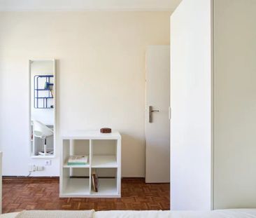 Rua Coronel Marques Leitão, Lisbon, Lisbon 1700-123 - Photo 6