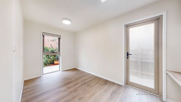 24 Erica Ave, Glen Iris - Photo 1