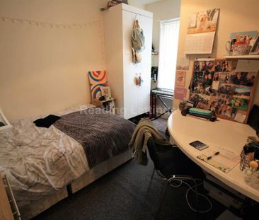 5 bedroom terraced house to rent - Photo 5