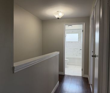 For Lease - 120 Quigley Road Unit# 60, Hamilton, Ontario - Photo 4
