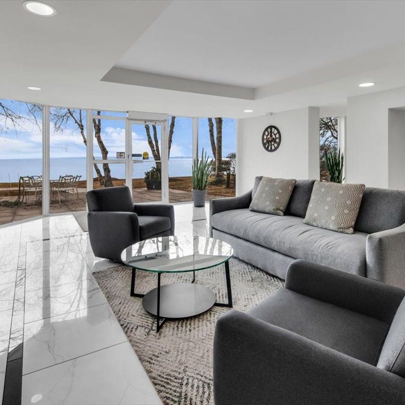 For Lease - 5280 Lakeshore Road Unit# 911, Burlington, Ontario - Photo 1