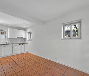 Rent a 4 ½ rooms single house in Knonau - Photo 3