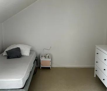 Private Room in Shared Apartment in Södra Sofielund - Foto 4