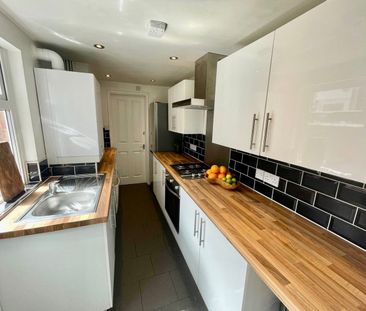 4 Bed Terraced House, St. Margaret Road, CV1 - Photo 3