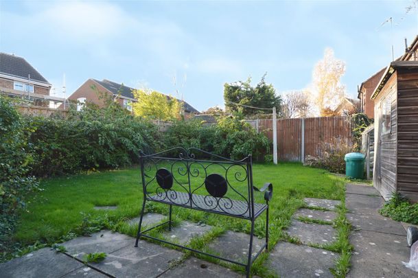 2 Bed House - end terrace - Photo 1