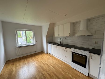 Döbelnsg. 22 – 2 rok (lgh 1302) - Foto 5