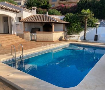 Wonderful villa with swimming pool and views for rent in Jávea - Photo 1