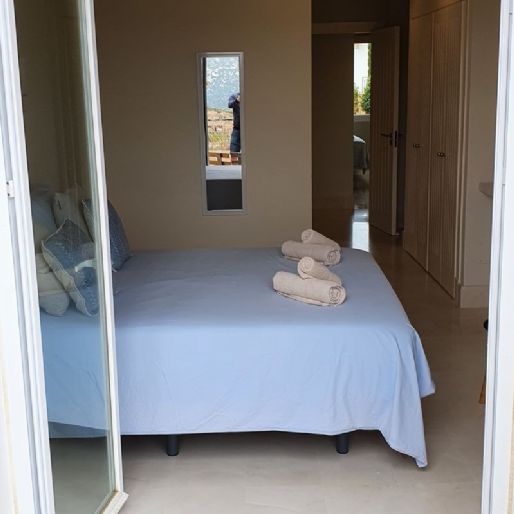 2 Bedroom Apartment For Rent in Casares Playa, Málaga - Photo 1
