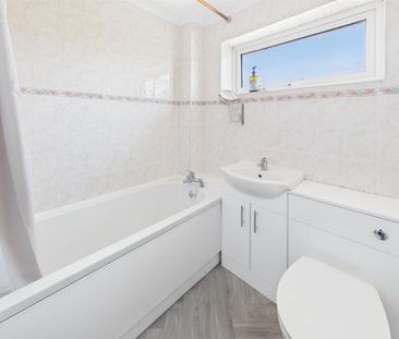 3 BED Semi-detached house To rent - Photo 2
