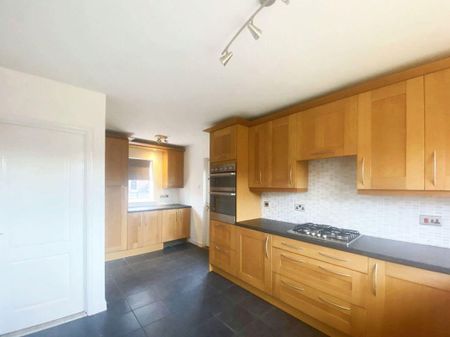 Link Avenue, Bedlington, Bedlington, Northumberland, NE22 6DN - Photo 4