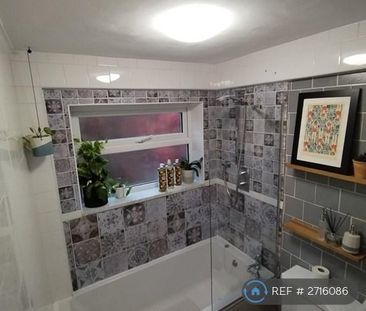 2 bedroom terraced house to rent - Photo 6