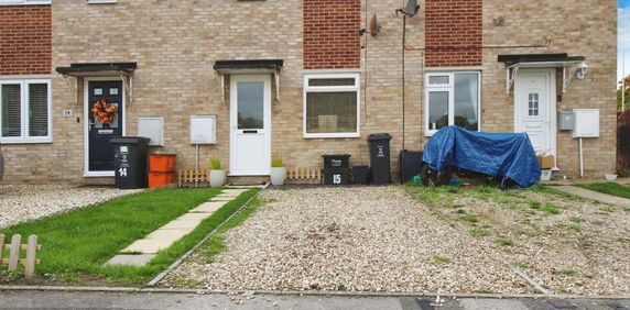 2 bedroom terraced house to rent - Photo 2