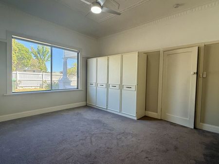 Newly Renovated - Photo 4