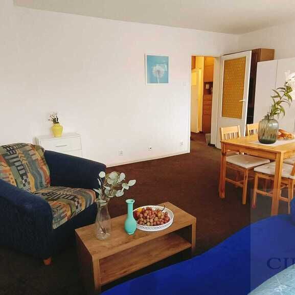 3pokoje z loggią, 2piętro, blisko centrum - Photo 1