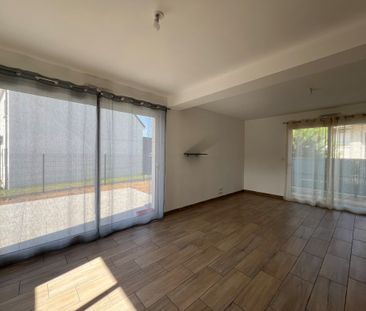 Location Maison 7 pièces 135m² SARGE LES LE MANS 72190 - Photo 2