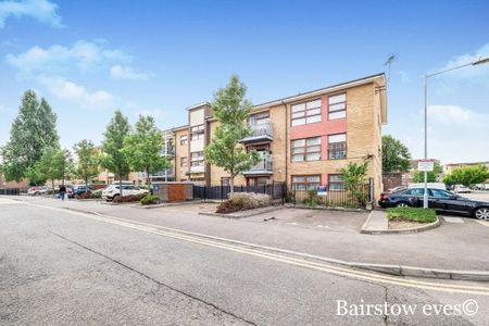 Gateway House, St. Ann's, Barking IG11, Property for rent - Photo 5