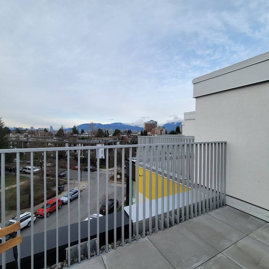 3140 Sophia Street - Photo 1