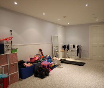 For Lease - 106 Castelli Court, Caledon, Ontario - Photo 3