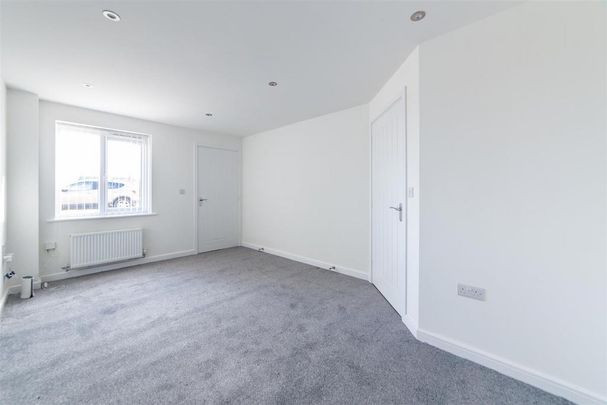 3 bedroom detached house to rent - Photo 1