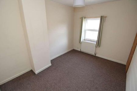 Caldecote Street, Newport Pagnell, MK16 - Photo 2