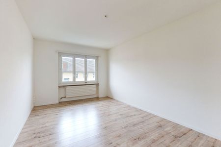 Lichtdurchflutetes Zuhause: Moderne 4-Zimmer-Wohnung mit Charme in Olten! - Photo 5