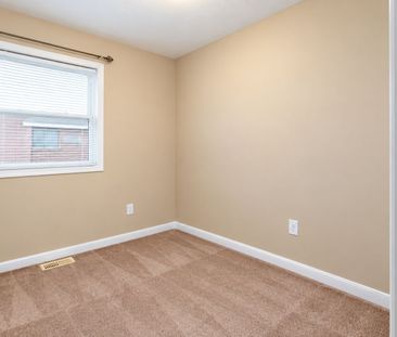For Lease - 231 Kennevale Drive, Barrhaven, Ontario - Photo 5