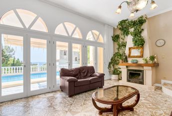 For rent villa with private pool near the beach in Cumbre del Sol, Benitachell