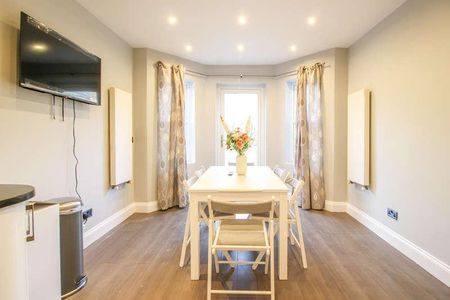 Coleraine Road, Hornsey, N8 - Photo 4