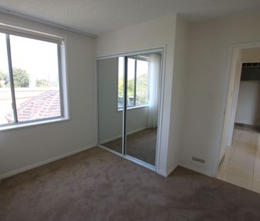 Prime Location & Lifestyle! - Photo 1