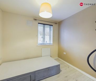2 bedroom semi-detached house to rent - Photo 6