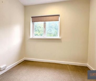 Kingstone Farm Cottages, Kingstone Winslow, Swindon - Photo 3