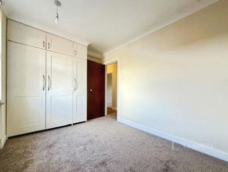 3 bedroom flat to rent - Photo 5