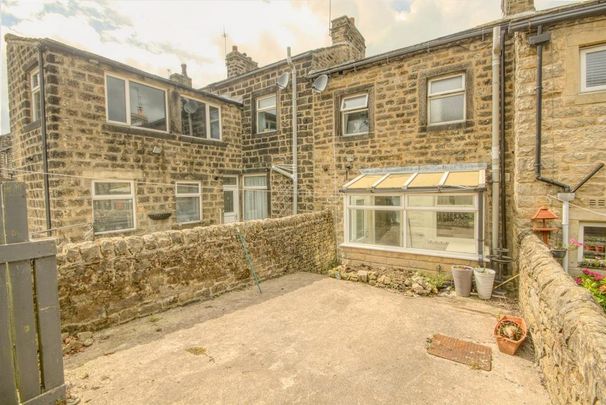 2 bedroom terraced house to rent - Photo 1