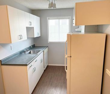 Parkview II Apartments | 9501A Manning Avenue, Fort McMurray - Photo 1