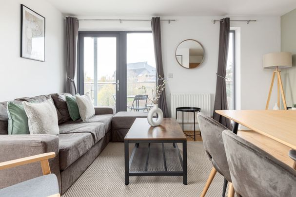 2 Bed Flat, Chain Court, NW9 - Photo 1