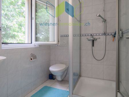 VERY LARGE 5½-ROOM HOUSE IN A CHILD-FRIENDLY LOCATION - Photo 3