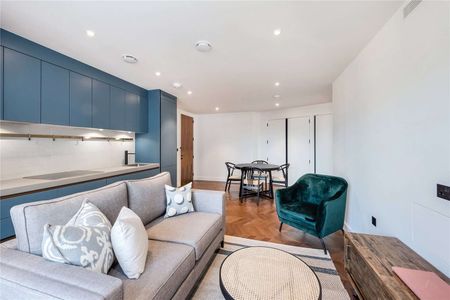 Immaculate one bedroom apartment situated on the 5th floor of this incredible new development. Featuring high ceilings throughout, the apartment is well proportioned, modern and bright. - Photo 3