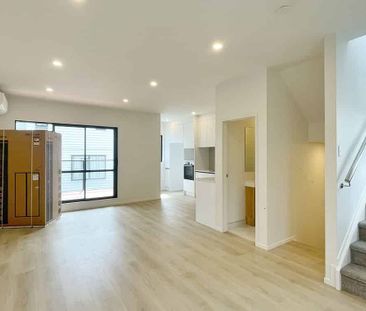 Ready to move in - fully furnished unit - Photo 4