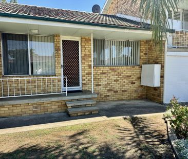 Neat & Convenient 1-Bedroom Unit in South Tamworth - Photo 2