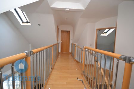 6 bed Detached House for Rent - Photo 3