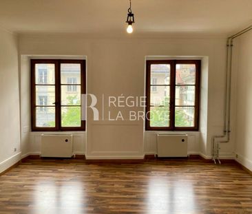 2.5 Zimmer, 2. Stock - Photo 2