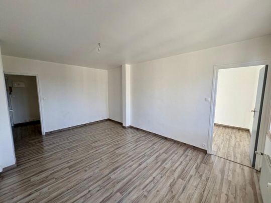 APPARTEMENT T3 A LOUER A RIORGES - MAIRIE - Photo 1
