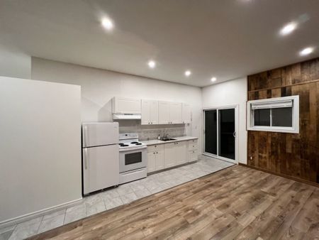 For Lease - 16632 York Durham Line Unit# GARAGE, Whitchurch-Stouffville, Ontario - Photo 3