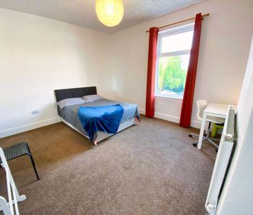 3 bedroom house share to rent - Photo 6