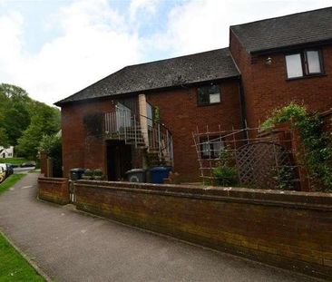 Bedroom Property In Godalming, GU7 - Photo 1